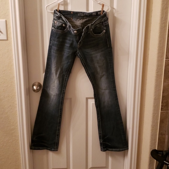 Jeans - Picture 1 of 5